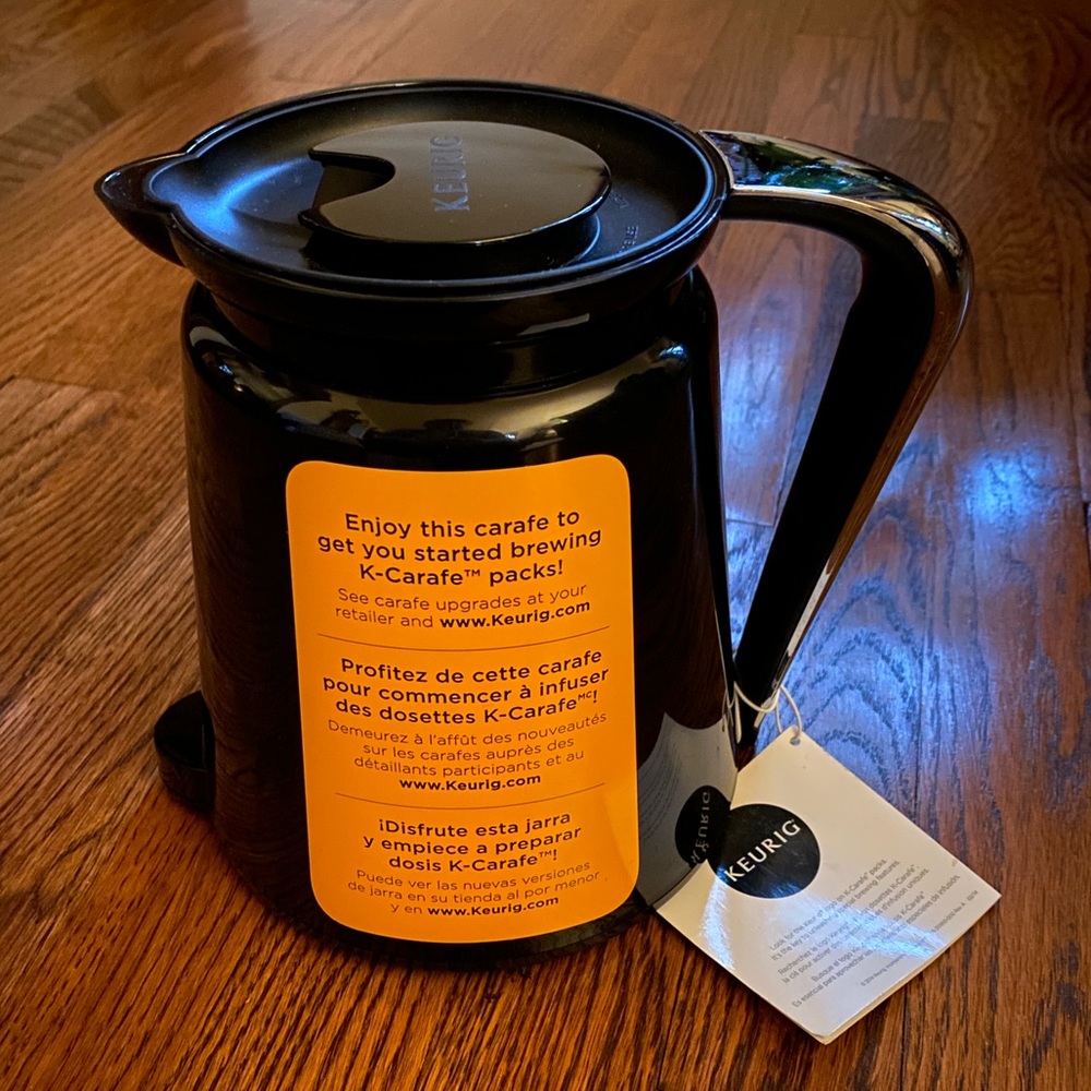 LKeurig Hot K-Carafe 2.0 Pitcher Lid Coffee Pot 4 Cups Black 32 oz Chrome Handle